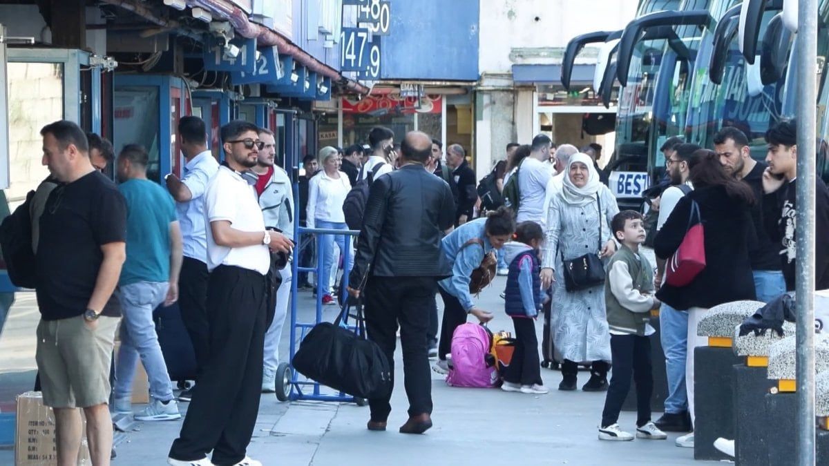 15 Temmuz Demokrasi Otogarı'nda bayram dönüşü yoğunluğu