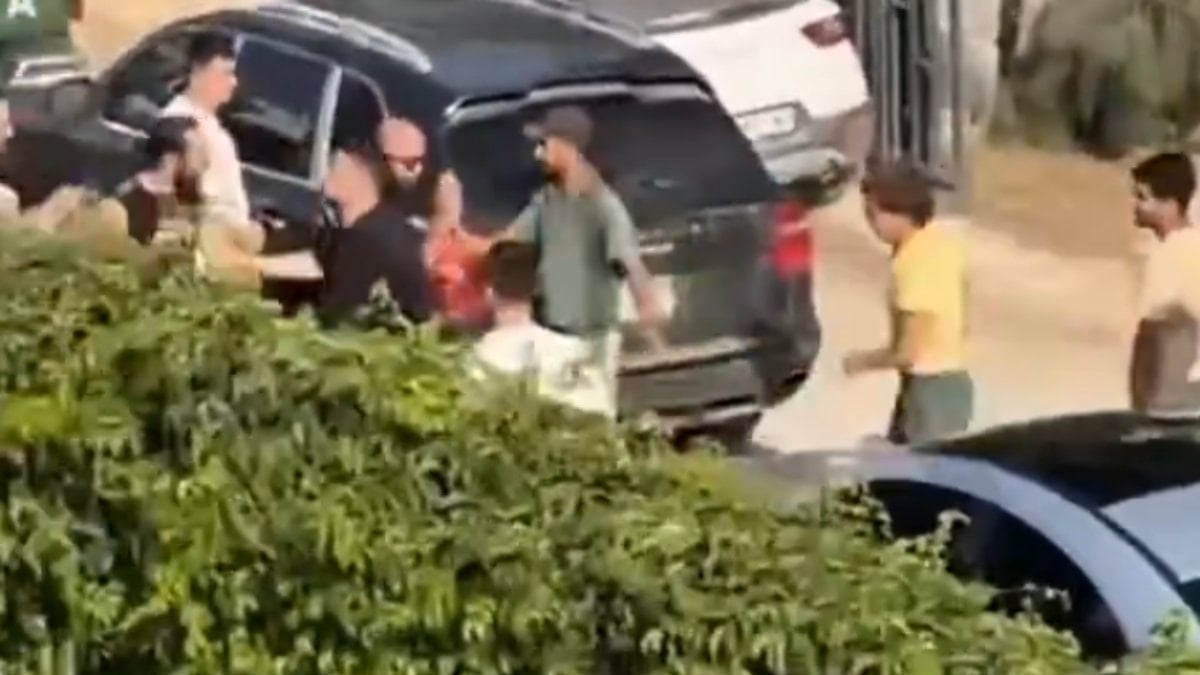 Bayram için Bodrum'a gidenler trafikte hengame etti