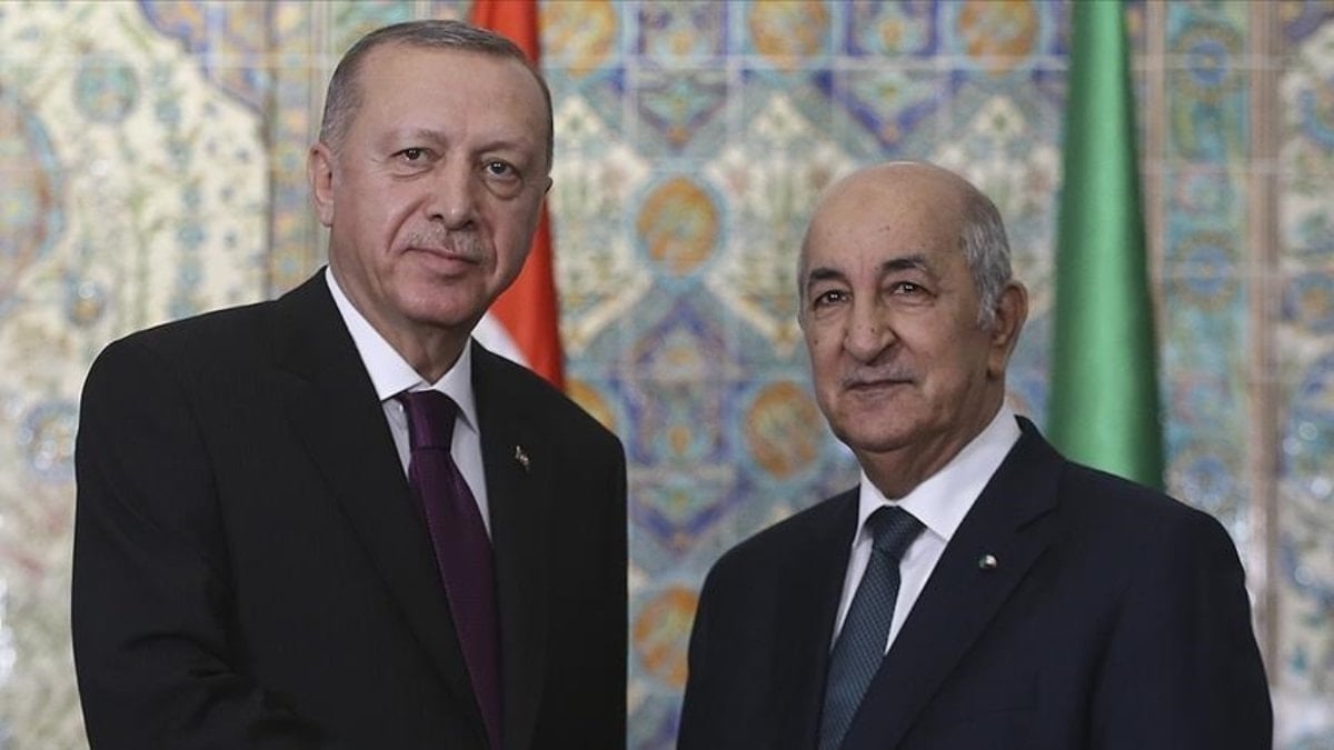 Cumhurbaşkanı Erdoğan, Cezayirli mevkidaşıyla telefonda görüştü
