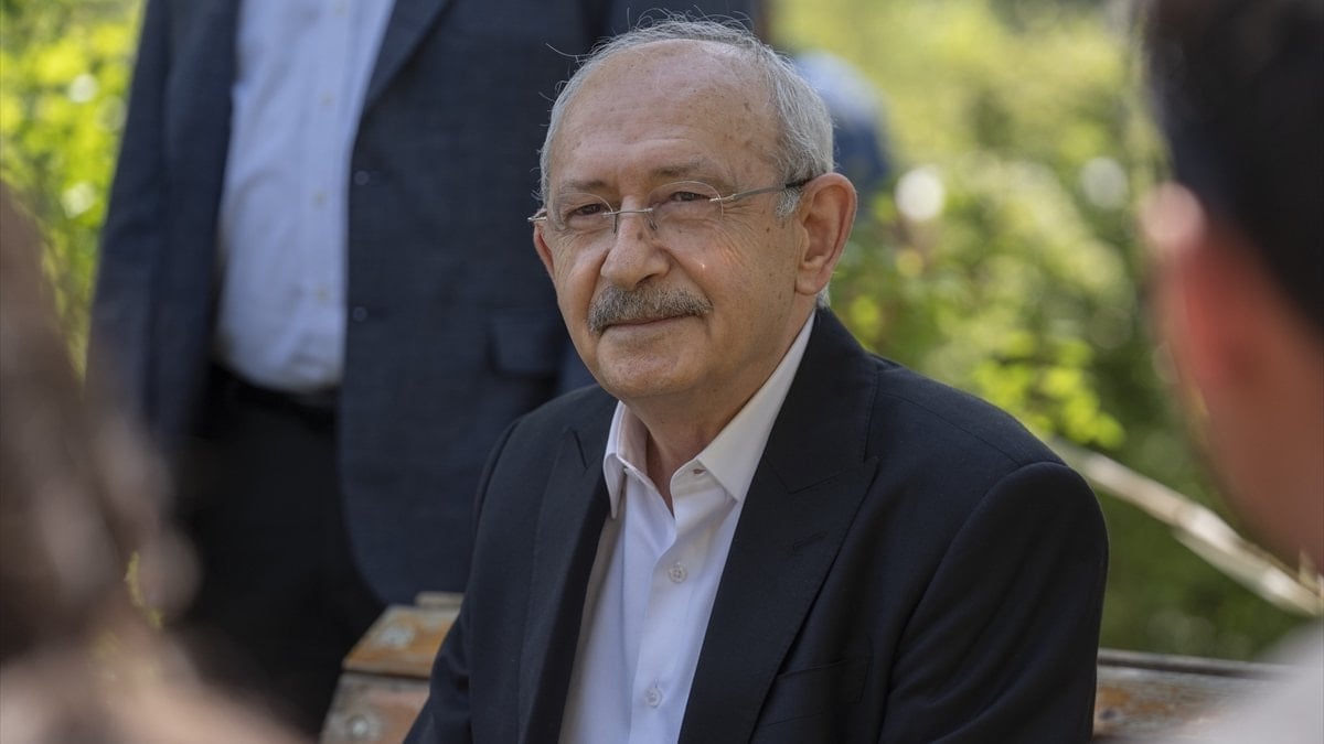 Kemal Kılıçdaroğlu için "Kahraman Kemal" afişleri hazırlandı