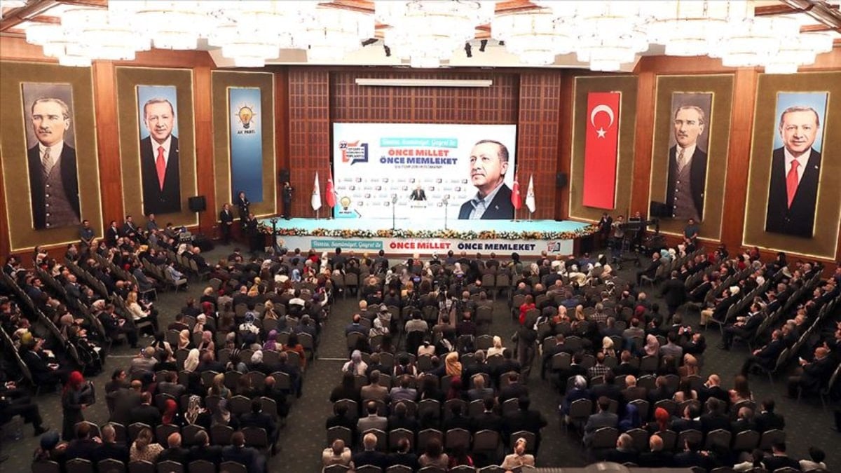 AK Parti kampa giriyor: Yeni devrin yol haritası masaya konacak