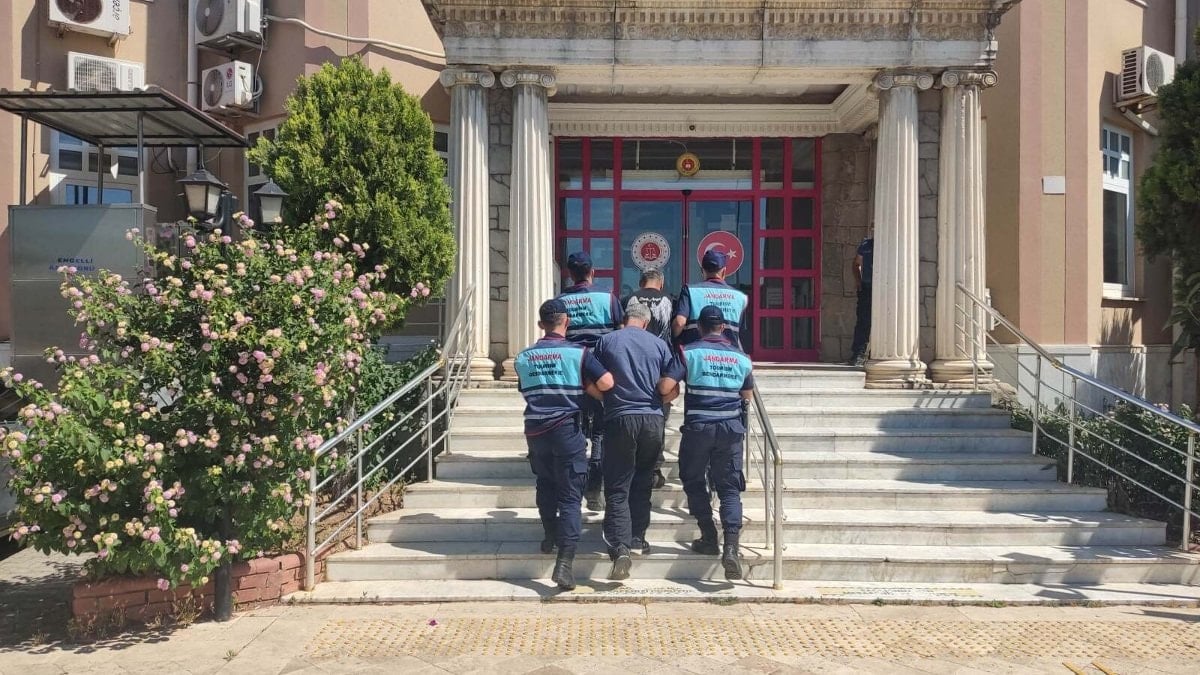 Aydın'da 16 kaçak göçmen ve 2 organizatör şüphelisi yakalandı