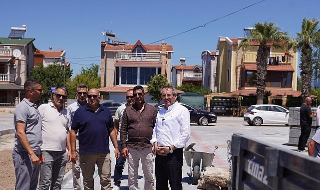 Ayvalık'ta Yol Seferberliği Sürüyor