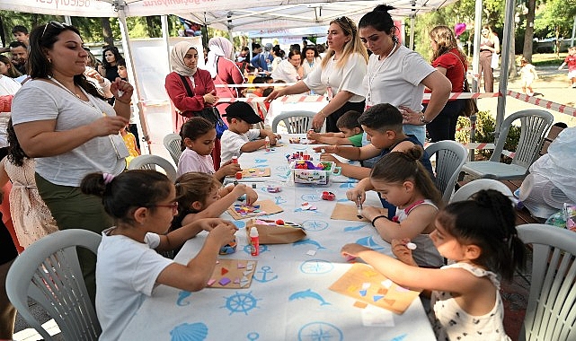 Bornova'da çocukların yaz coşkusu Büyükpark'tan taştı