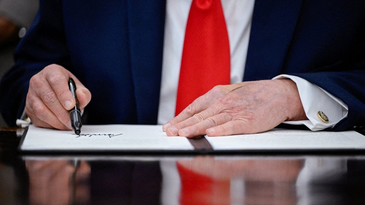 Dünyanın gözü ABD-İran muahedesinde: Donald Trump saat verdi