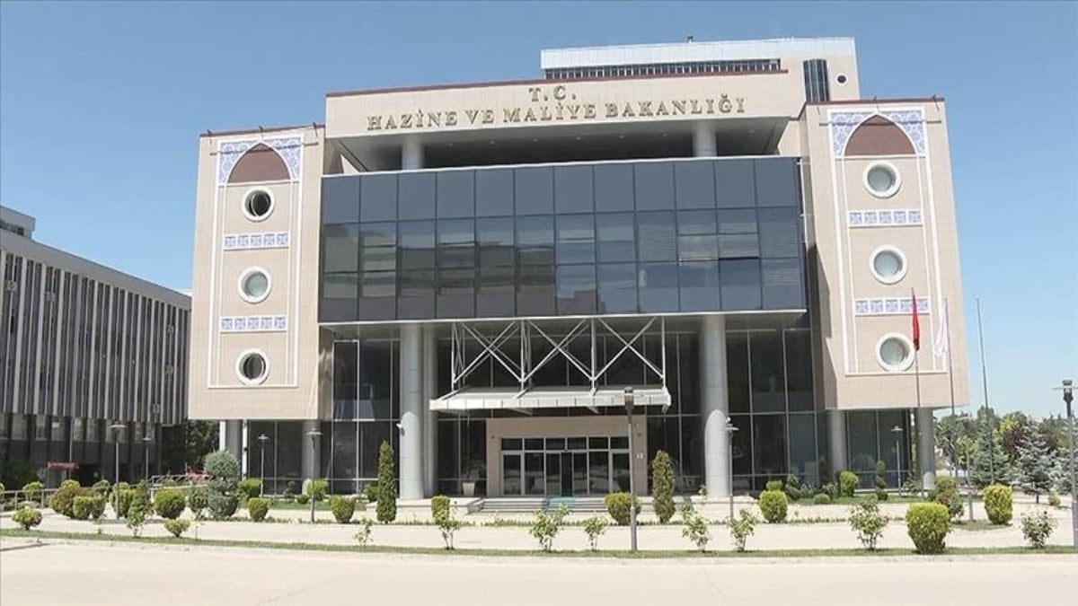 Hazine, altın tahvili ve altına dayalı kira sertifikasının direkt satışını gerçekleştirdi