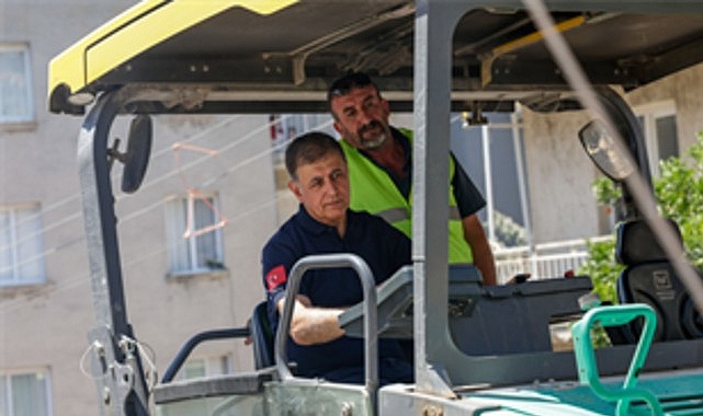 İzmir'in yollarında yoğun çalışma