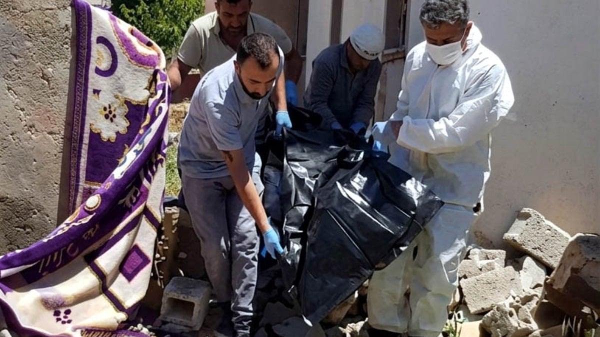Kahramanmaraş'ta berbat koku ihbarının altından cansız vücut çıktı