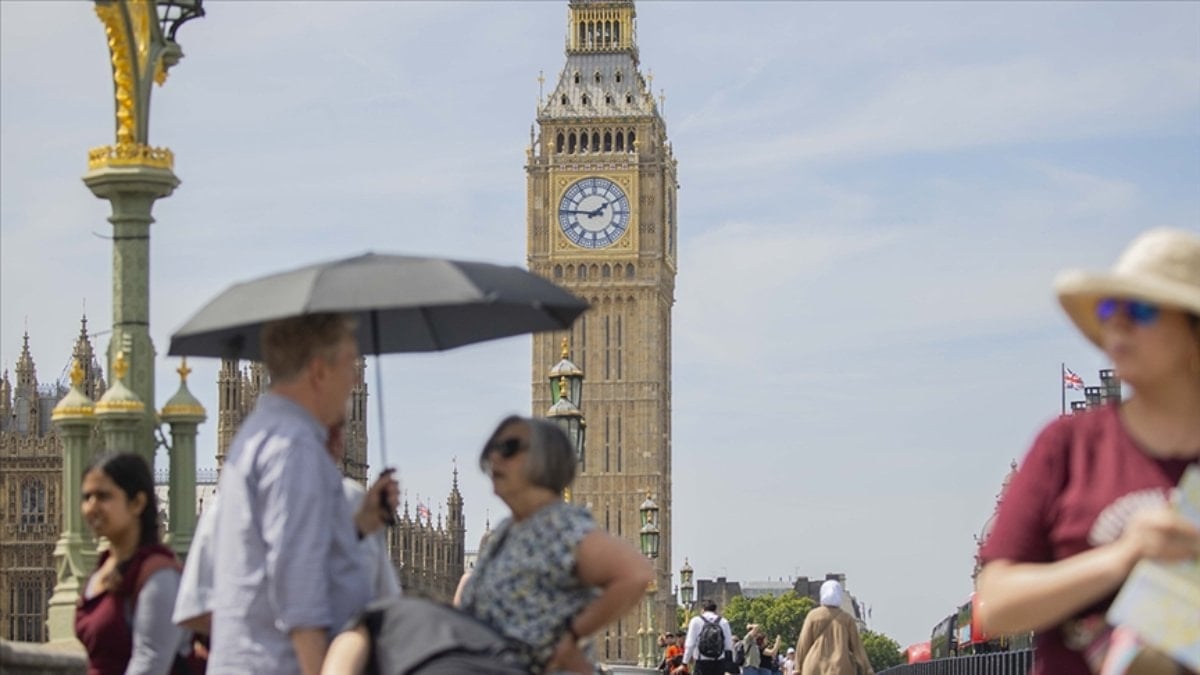 Londra'da 'aşırı sıcakla mücadele' aktifliği aşırı sıcak sebebiyle iptal edildi