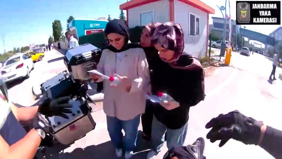 Malatya'da YKS için yanlış okula giden öğrencilerin imdadına jandarma yetişti