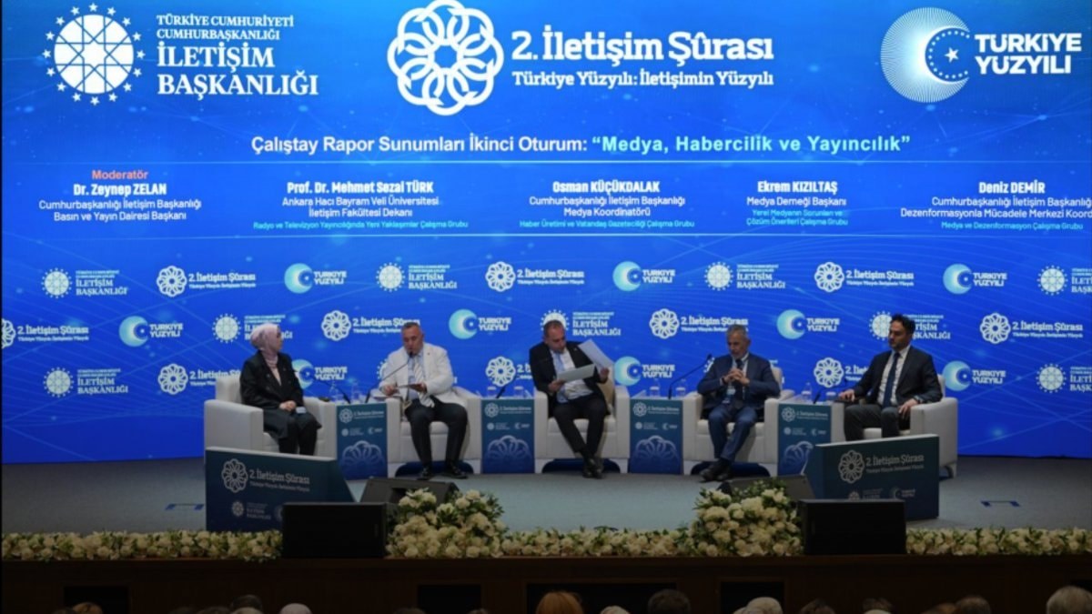 Bağlantı Başkanlığı'nın düzenlediği 2. İrtibat Şûrası'nın raporları uzman isimlerce değerlendirildi