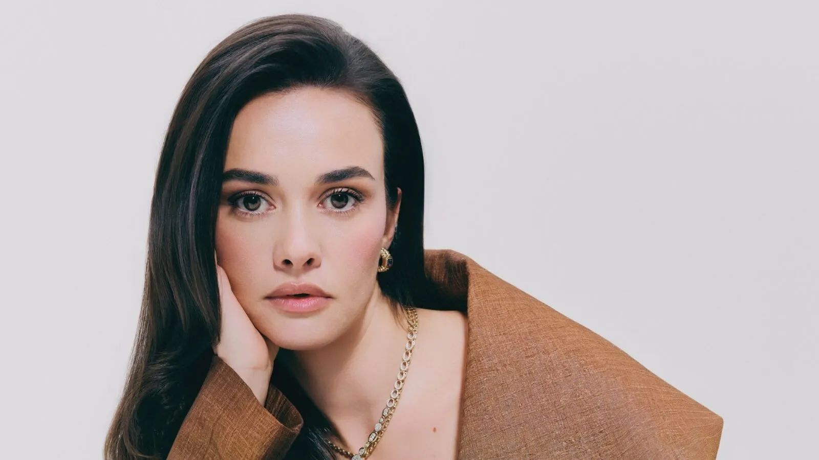 Hande Soral’ın Yeni Dizisi Muhakkak Oldu
