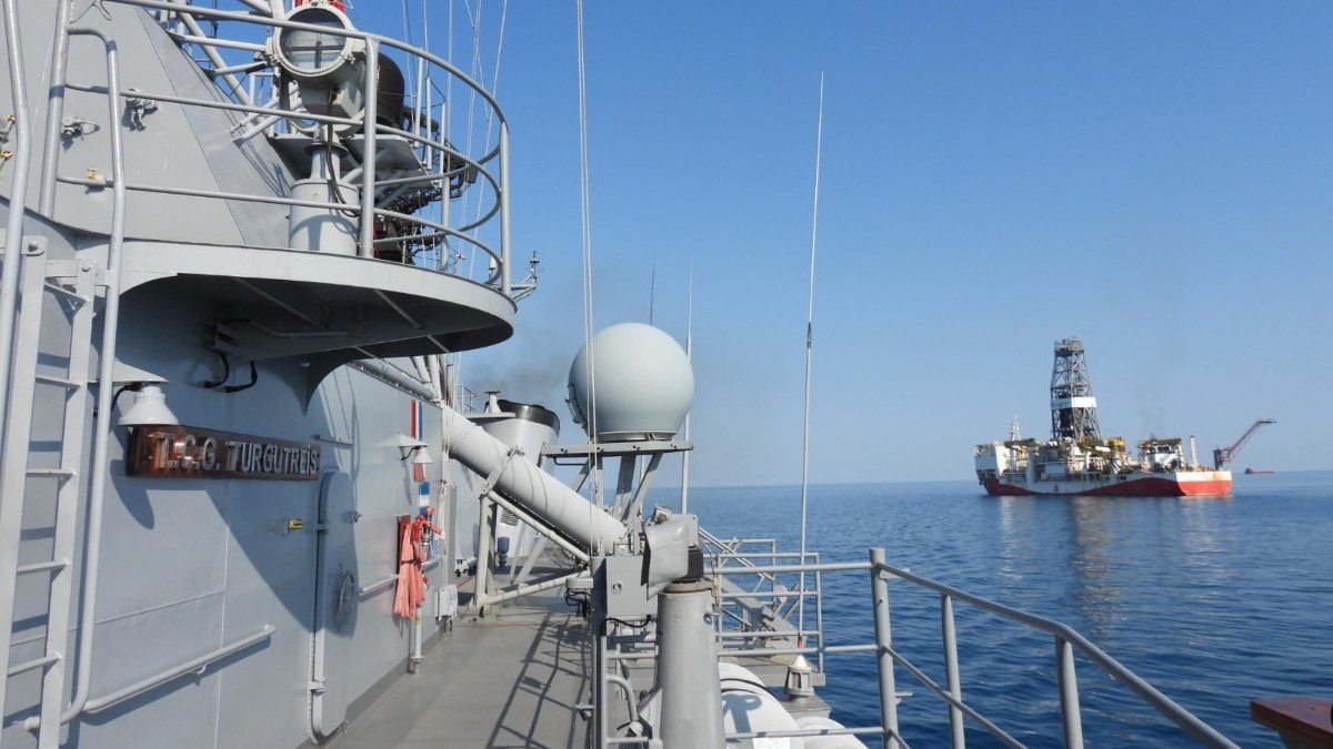MSB'den Mavi Vatan'da tam muhafaza: TCG Turgutreis, Yavuz ve Abdülhamid Han'ın yanında