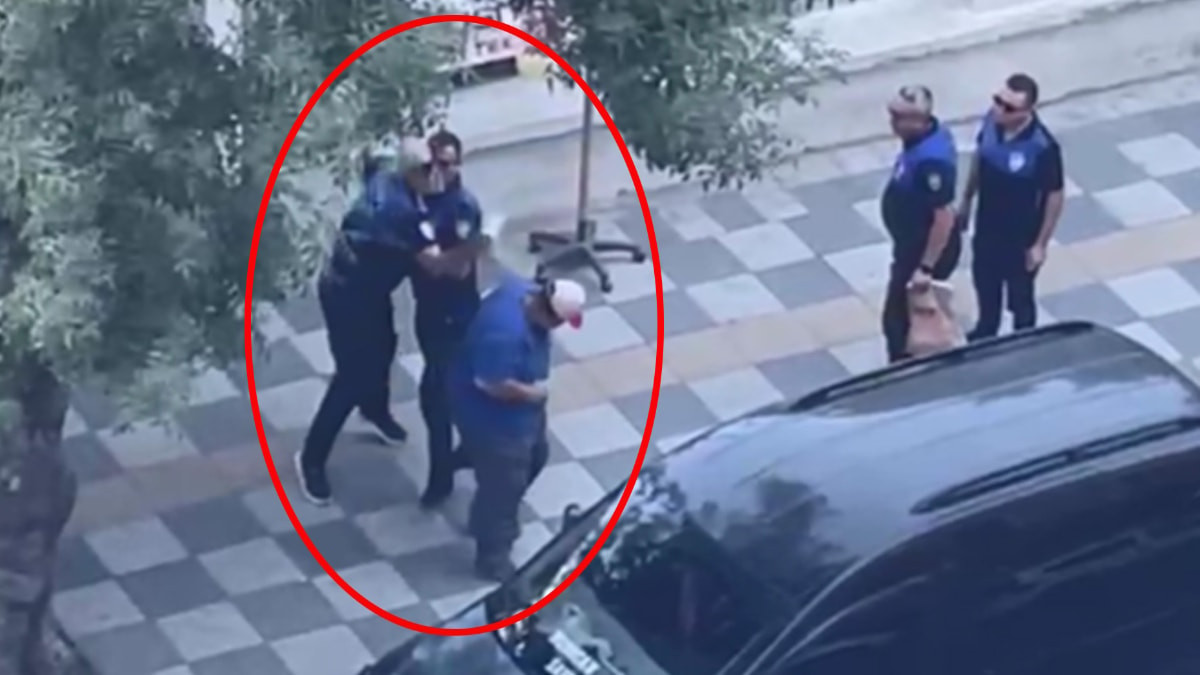 Afyonkarahisar'da engelli pamuk şeker satıcısını darbetmişti: Saldırgan zabıta vazifeden uzaklaştırıldı
