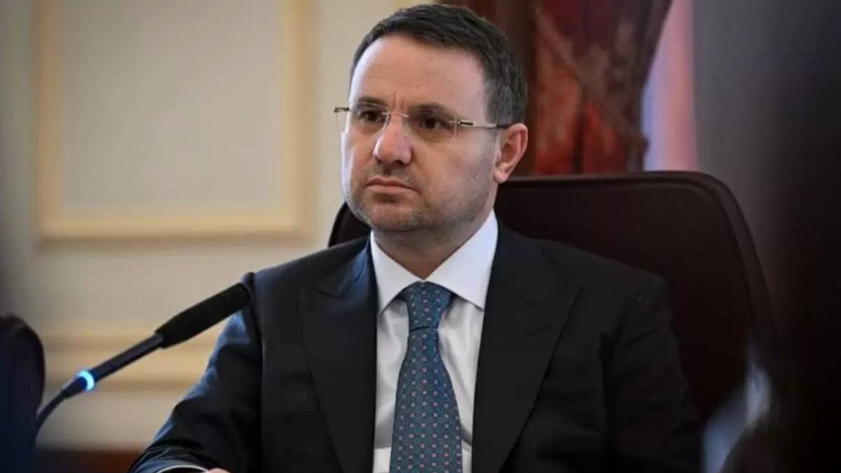 Akın Gürlek'ten kazada hayatını kaybeden Sena Aydın için taziye iletisi