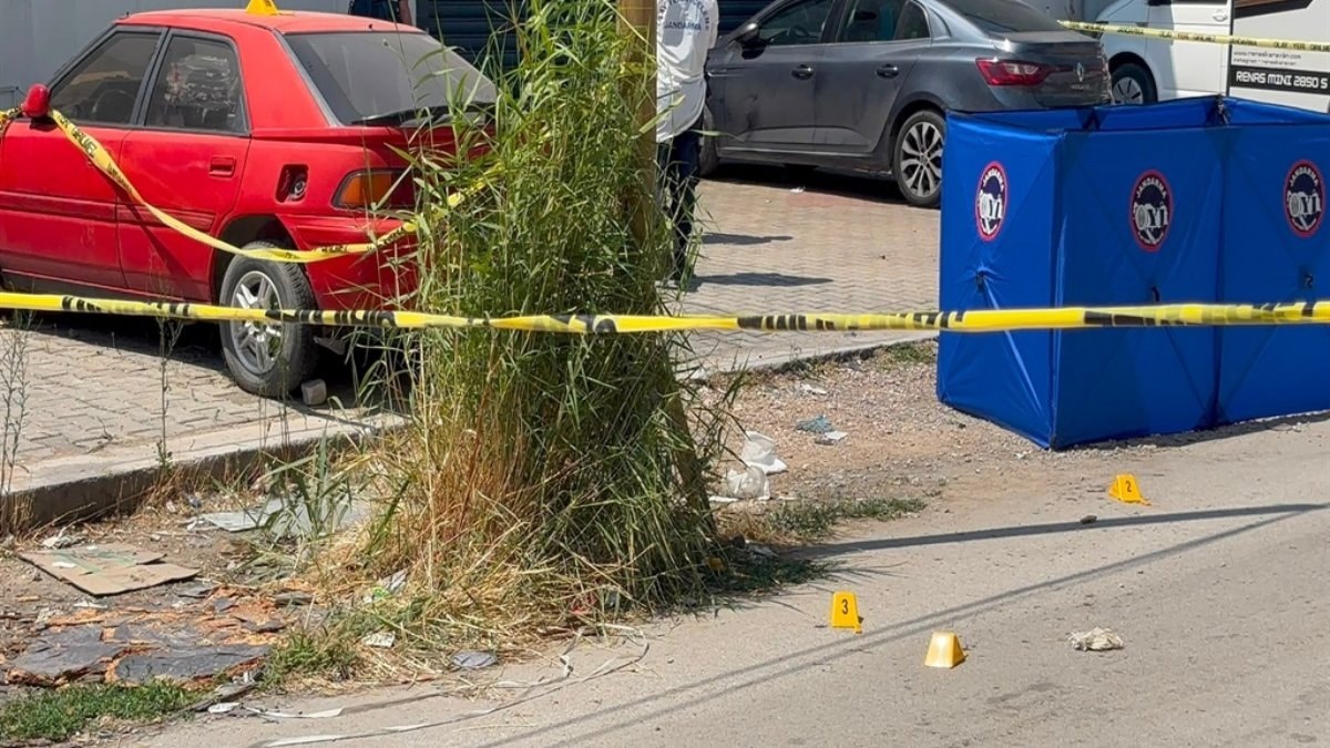 Bursa'da eşi ve eniştesini tabancayla öldüren kuşkulu tutuklandı