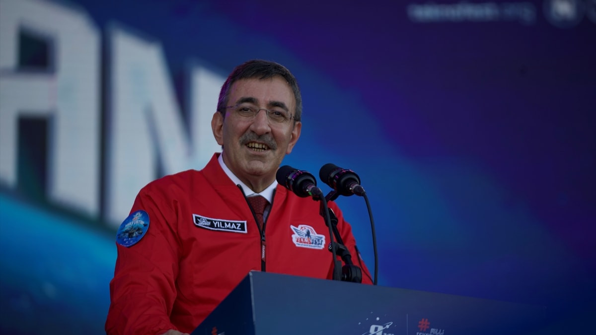 Cevdet Yılmaz: Mavi Vatan'daki haklarımızı odunsuz bir formda koruyacağız