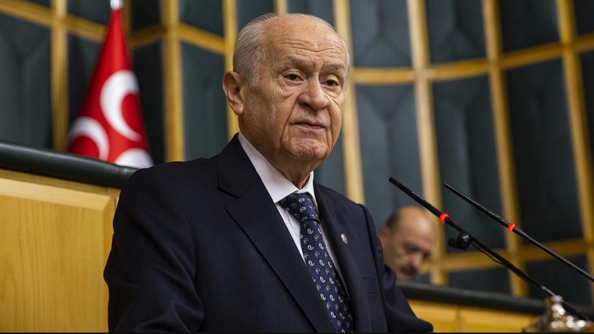Devlet Bahçeli: Öcalan’ın sürece katkı vermesini sağlayacak kaideler oluşturulmalı