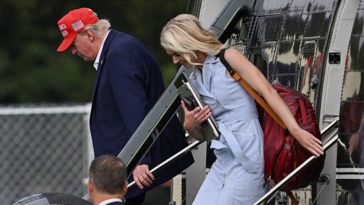 Donald Trump ile asistanı Natalie Harp arasında aşk argümanları