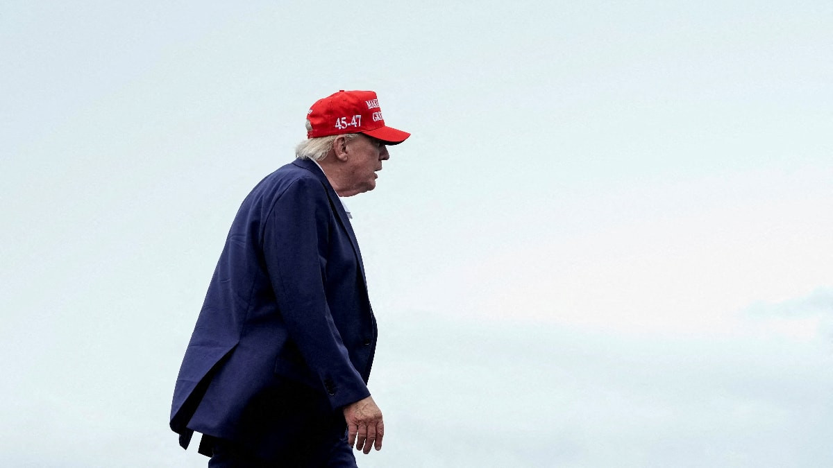 Donald Trump’ın kamuoyu takviyesi başkanlık devrinin en düşük düzeyine geriledi