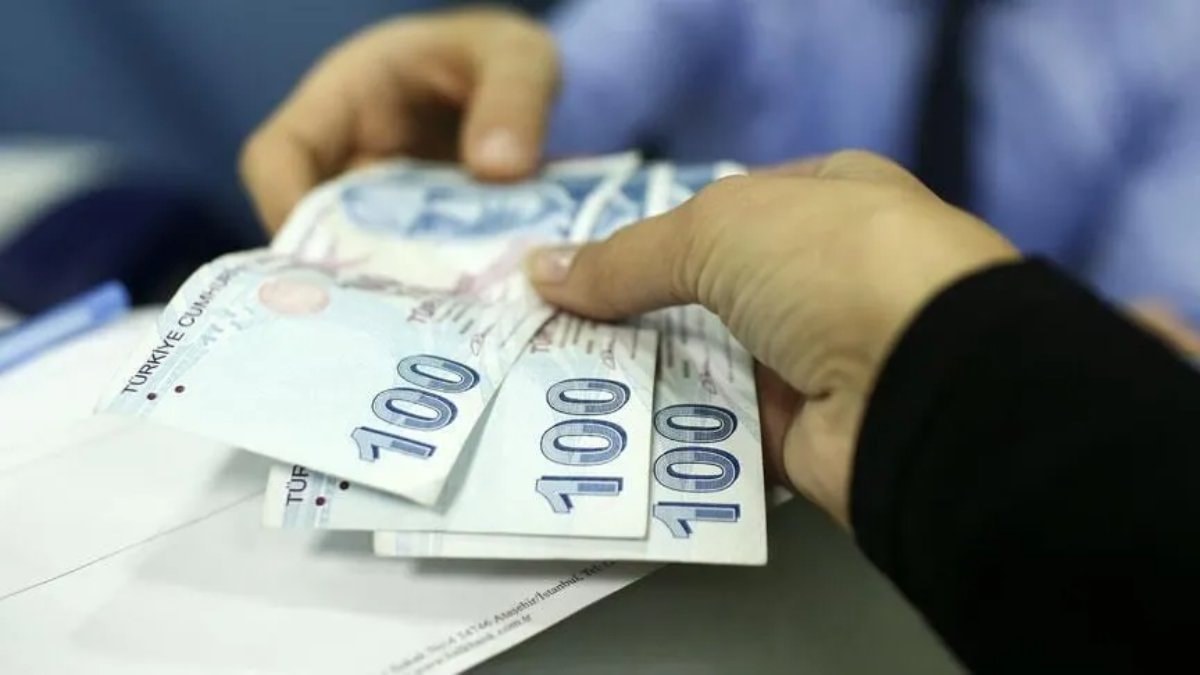 Emeklilere artırım farkının ödeneceği tarih netleşti