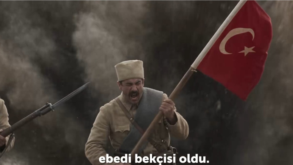 Hasret Çerçioğlu’nun 30 Ağustos görüntüsü sosyal medyada beğeni topladı