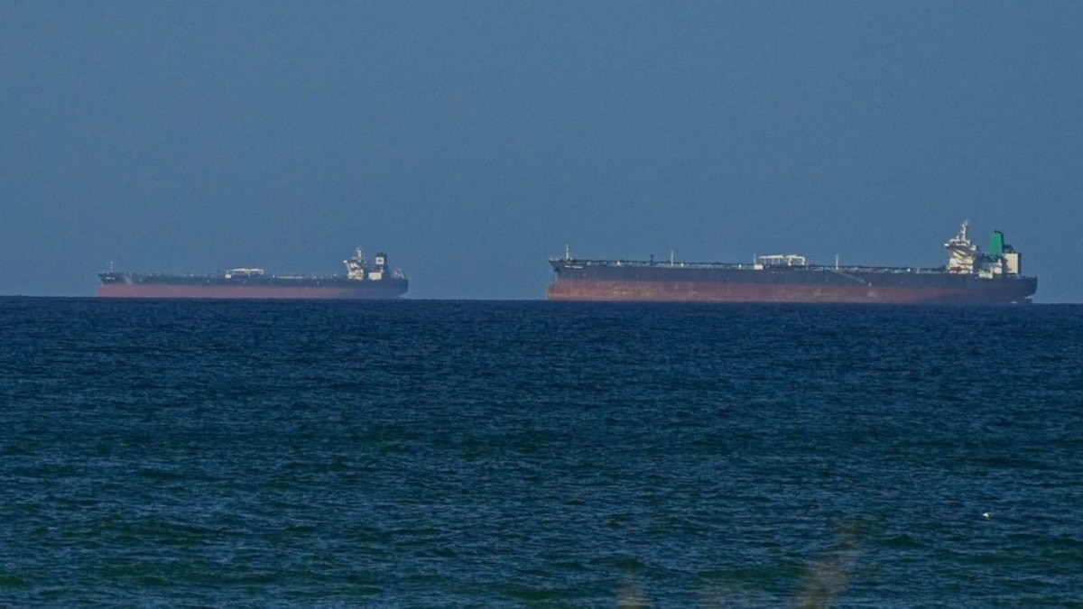 Hürmüz Boğazı'nda tanker trafiği için ABD'nin bâtın koridor oluşturduğu savı
