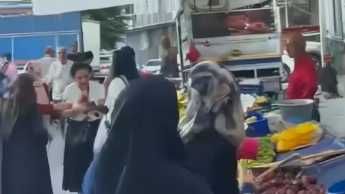 İstanbul'da bayan müşteriye kalasla saldıran pazarcı tutuklandı