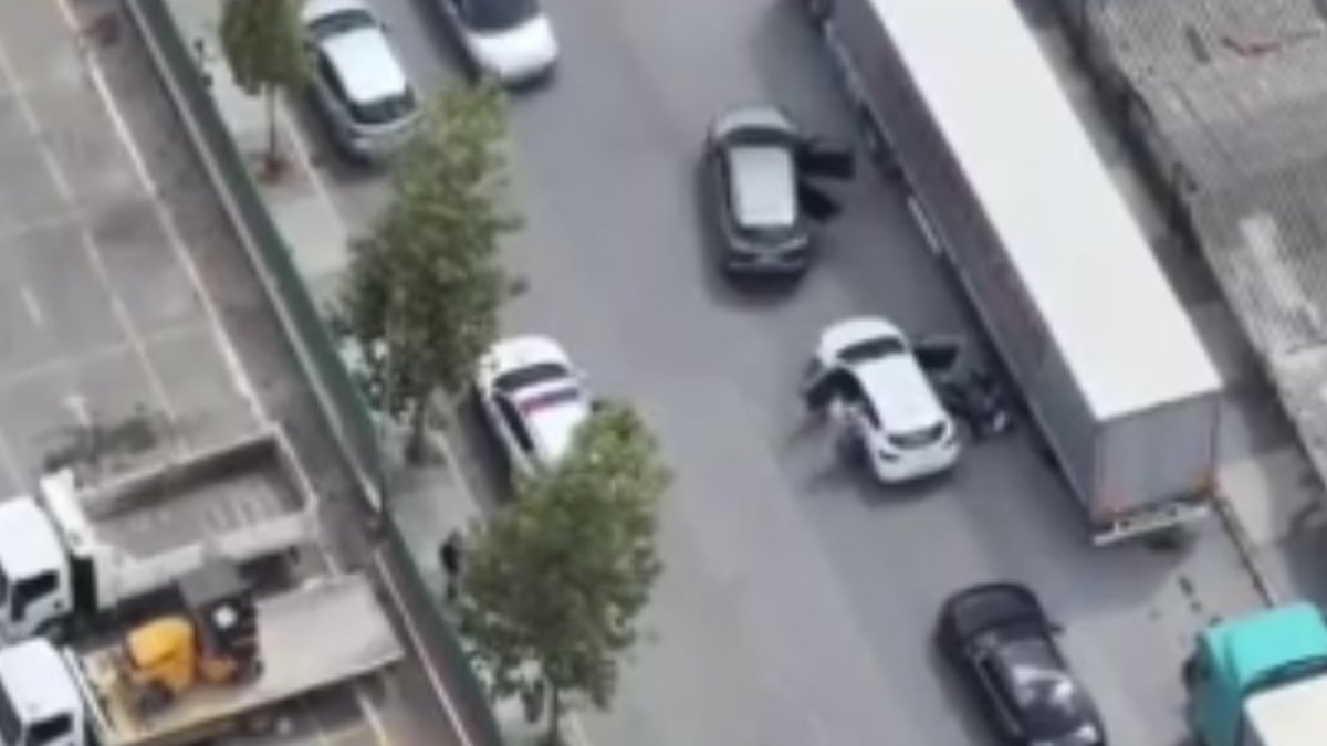 İstanbul'daki uyuşturucu operasyonunda 2 kuşkulu tutuklandı