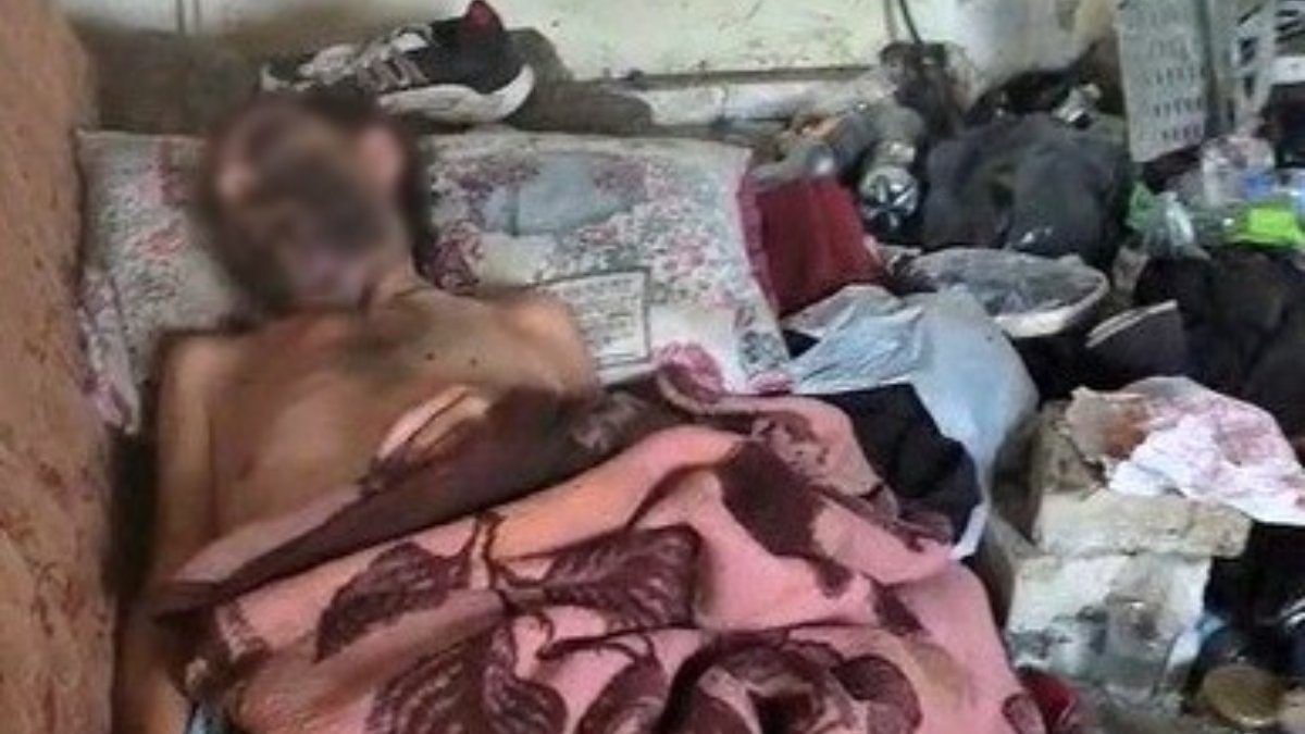 İzmir'de darbedilen adam, metruk konutta mevte terk edildi