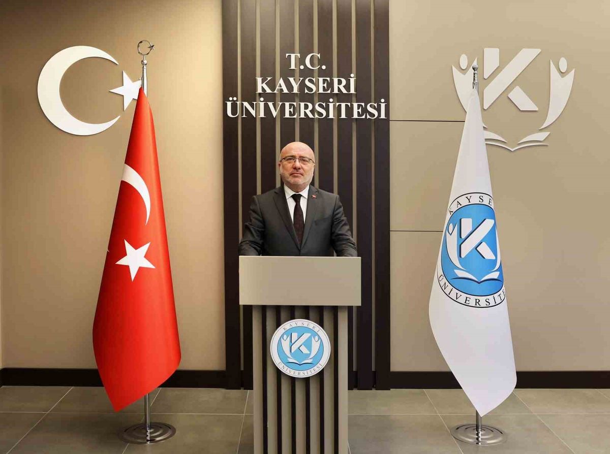 KAYÜ Rektörü'nden 30 Ağustos Zafer Bayramı Mesajı