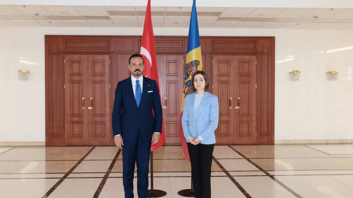 Kürşad Kuvvetli, Moldova Cumhurbaşkanı Maia Sandu'yu ziyaret etti