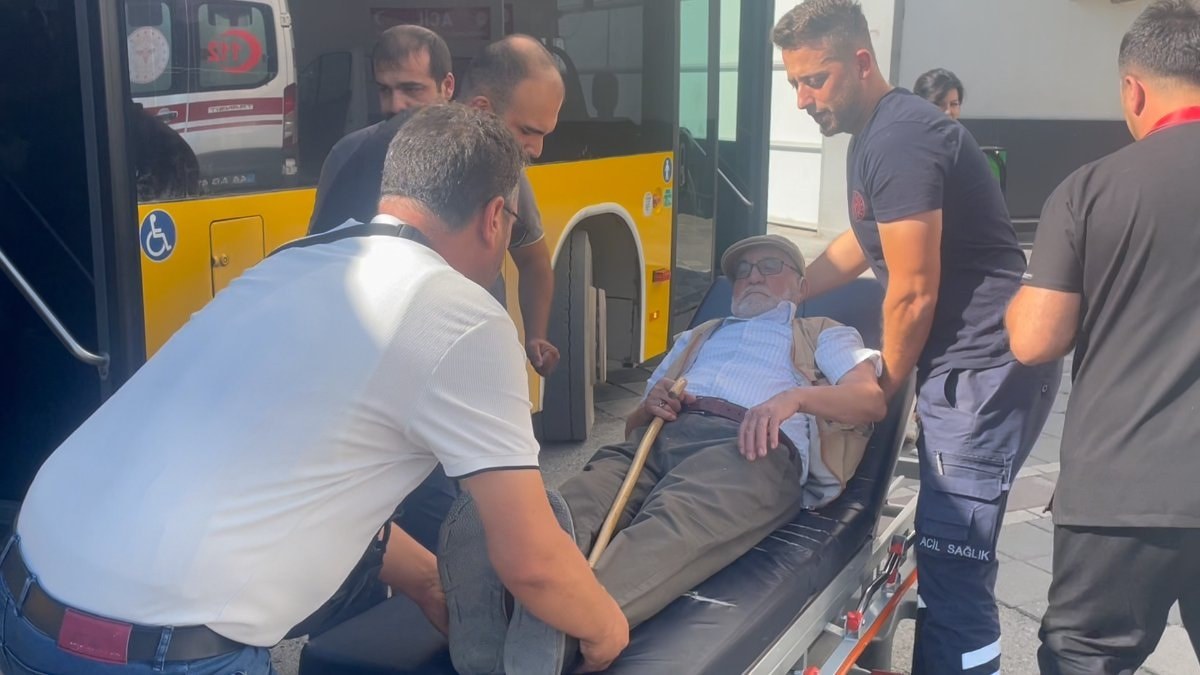 Malatya'da otobüste kötüleşen yolcuyu sürücü hastaneye yetiştirdi