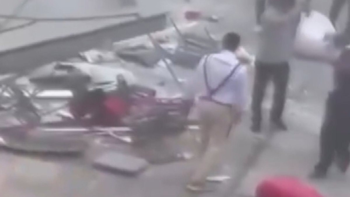 Mısır'da AVM'de patlama: 2 meyyit 12 yaralı