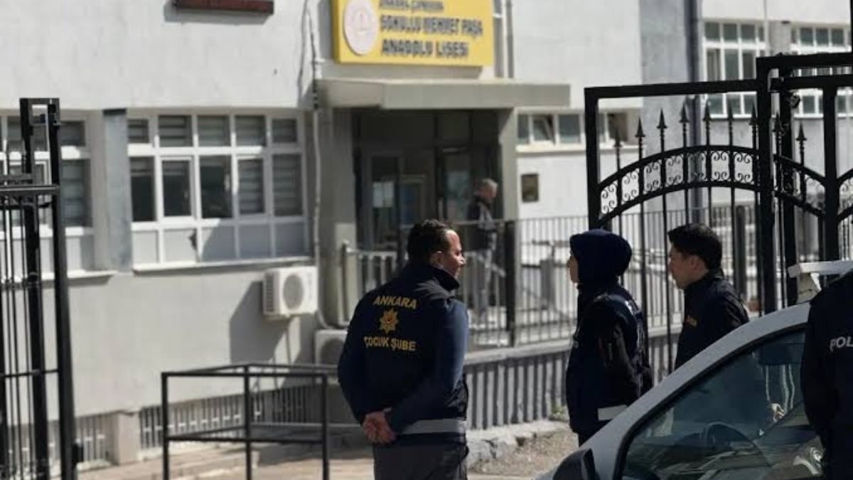 Okullara yeni önlemler geliyor: 30 bin güvenlik alınacak