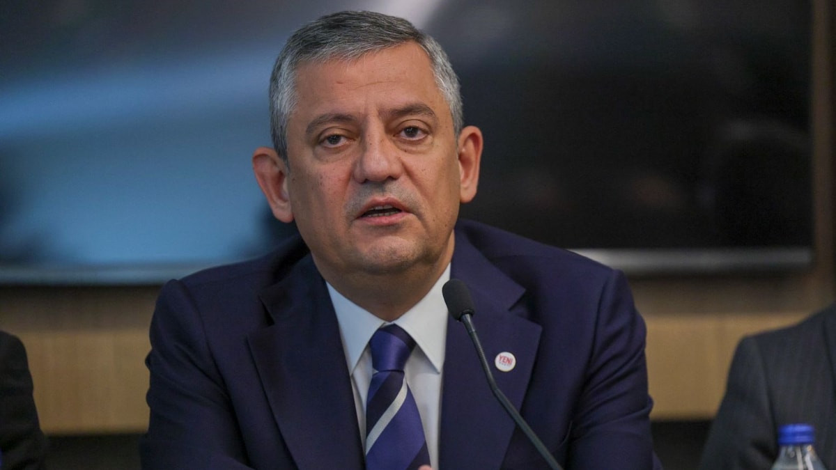 Özgür Özel seçim vaadini açıkladı: Konut bayanlarının sigortasını devlet ödeyecek
