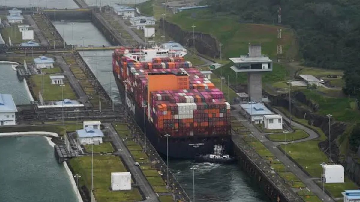 Panama Kanalı'nın geçiş fiyatları rekor düzeye ulaştı