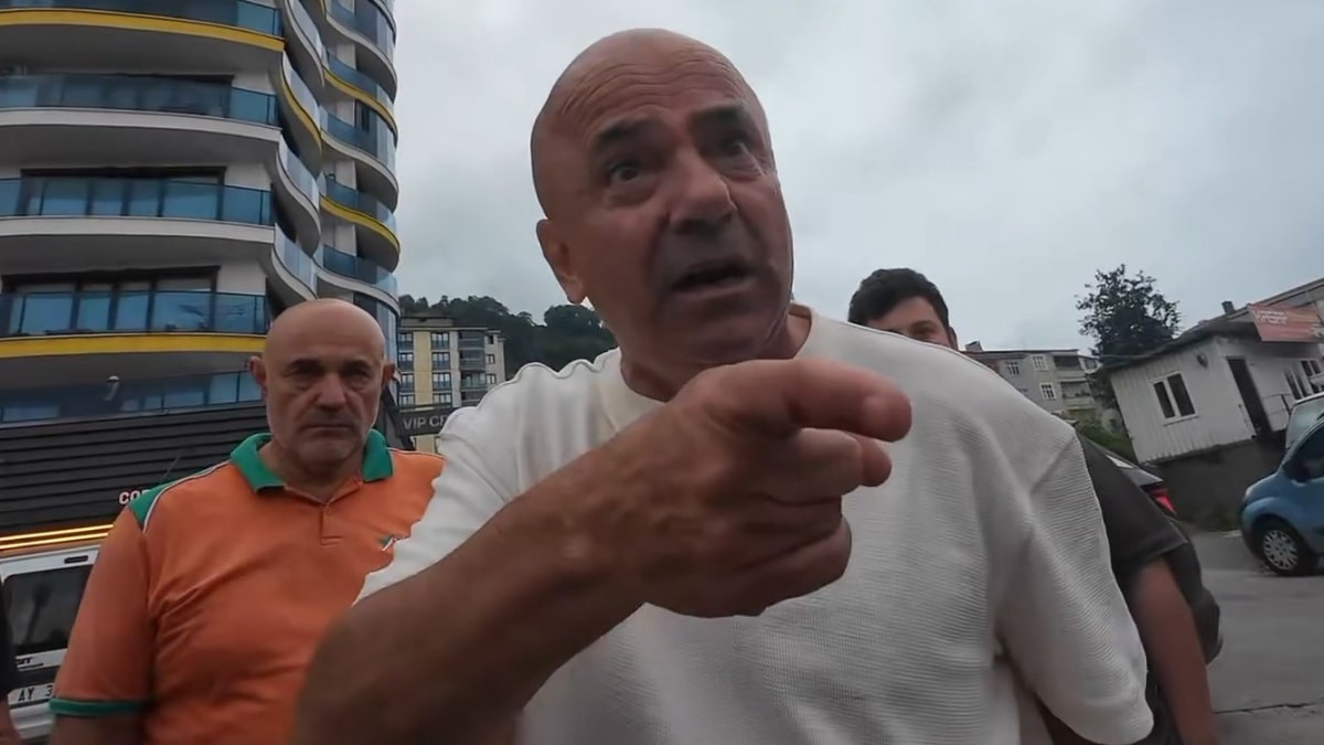 Rize'de bisikletliye taarruzda yeni imajlar: Polis molis dinlemem, vallahi öldürüm seni