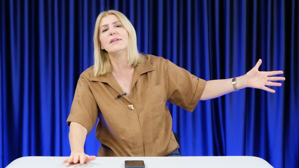 Sevda Türküsev, Simge Sağın'a seslendi: Dantelli çamaşırını sebep gösteriyorsun