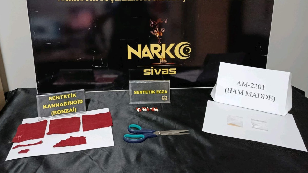 Sivas'ta narkotik operasyonunda 3 kuşkulu tutuklandı