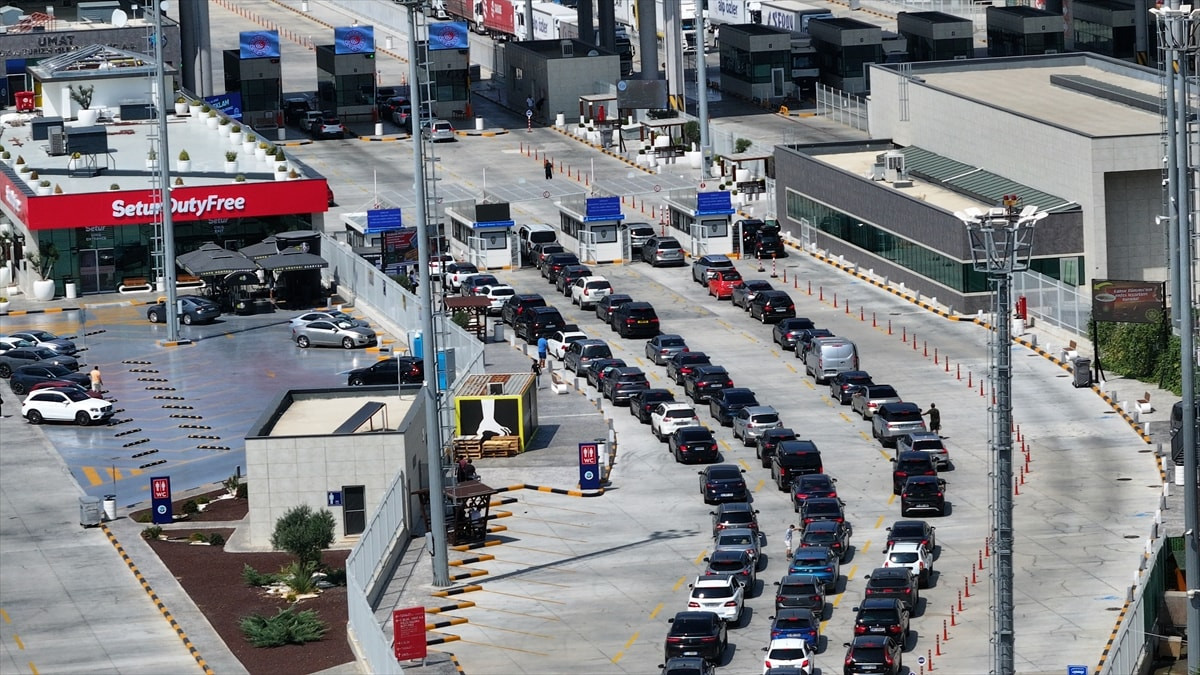 Trakya'da gurbetçi döneminde 3,7 milyon yolcu giriş çıkış yaptı
