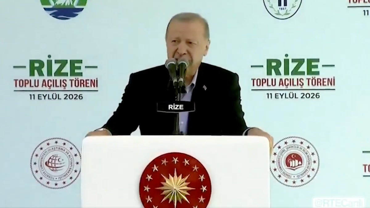 Cumhurbaşkanı Erdoğan, Rize'de vatandaşlara hitap ediyor
