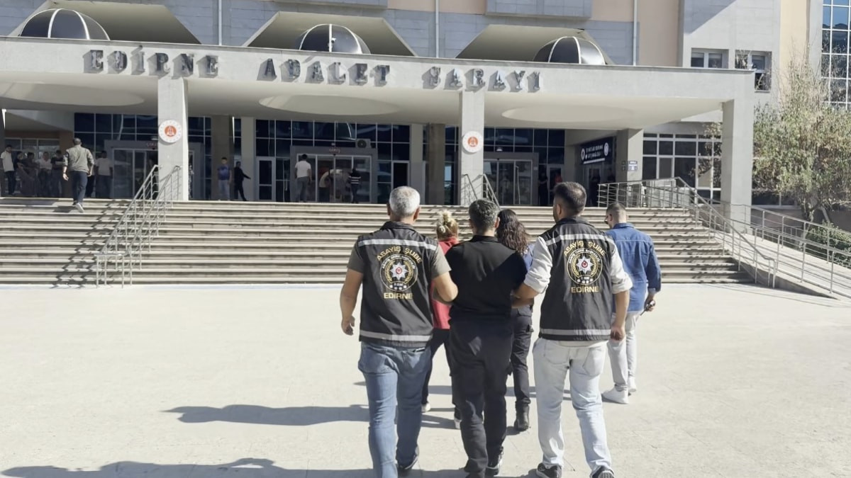 Edirne'de 31 yıl mahpus cezasıyla aranan anne-oğul yakalandı