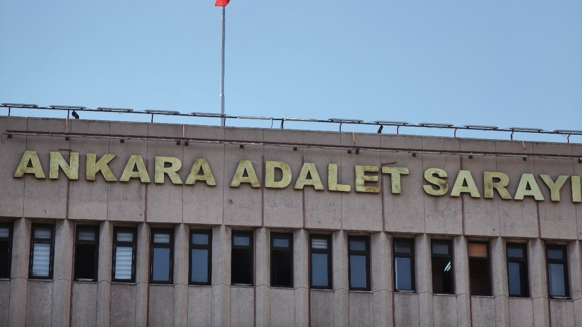 Eski Bakan İdris Naim Şahin, isimli denetim talebiyle hakimliğe sevk edildi