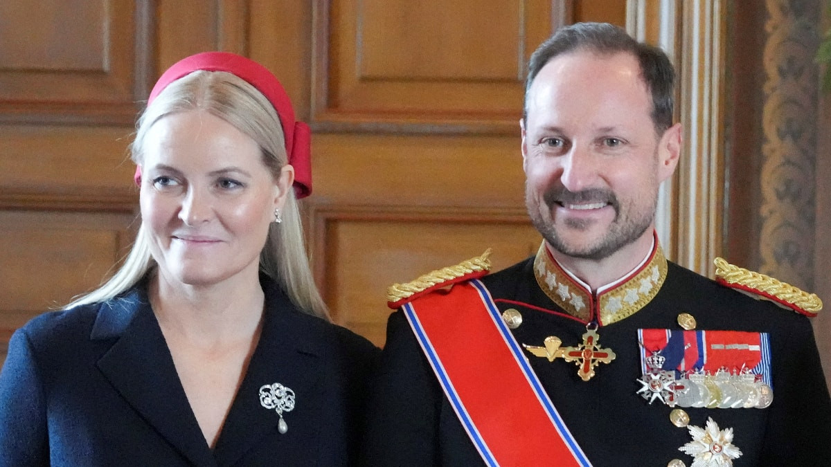 Norveç'in yeni kraliçesi Mette-Marit'in Epstein kontakları: Kral ile evliyken 4 gün Epstein'in konutunda kaldı