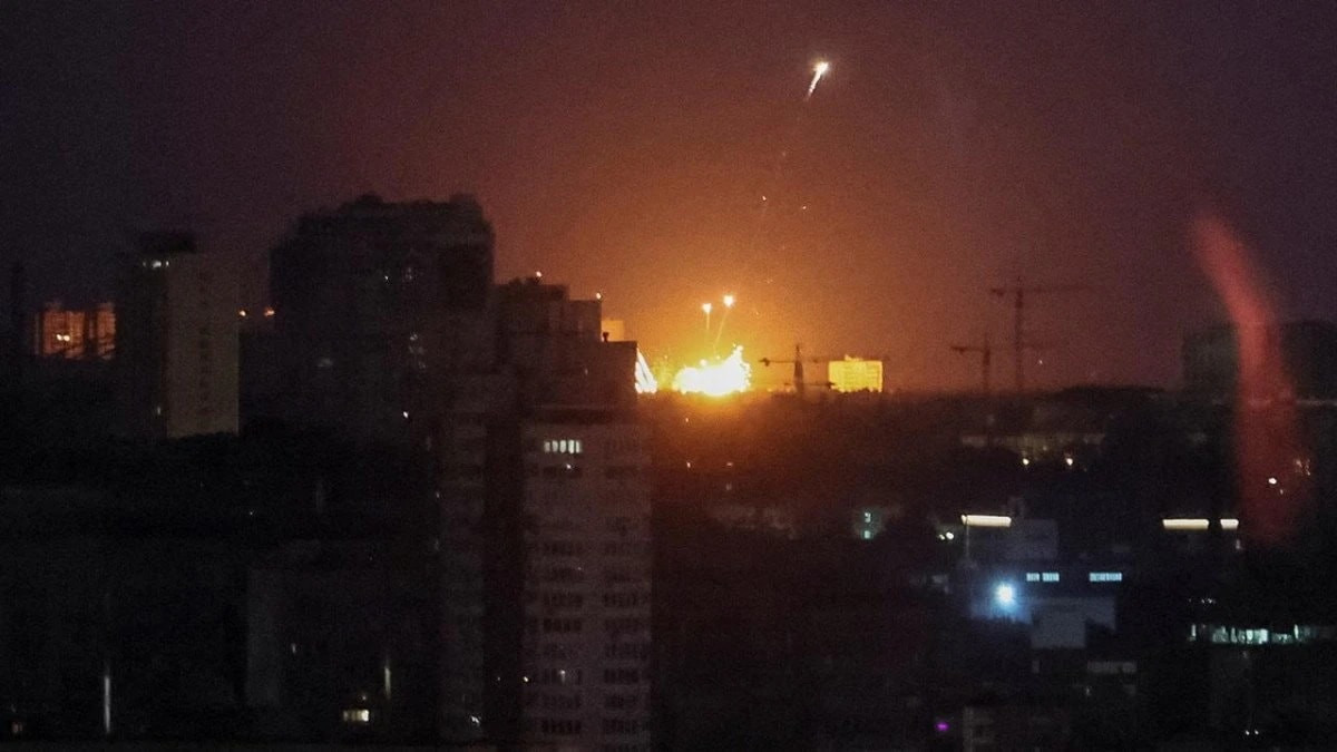 Rusya, Ukrayna'da lojistik merkez, liman ve gemileri amaç aldı