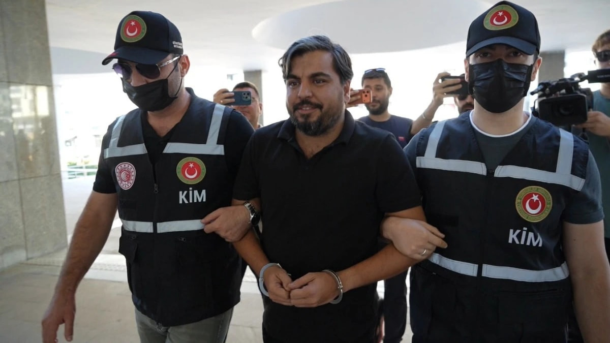 Tır dorsesinin altında yakalanan Arif Kocabıyık'ın geçmişi tekrar gündemde