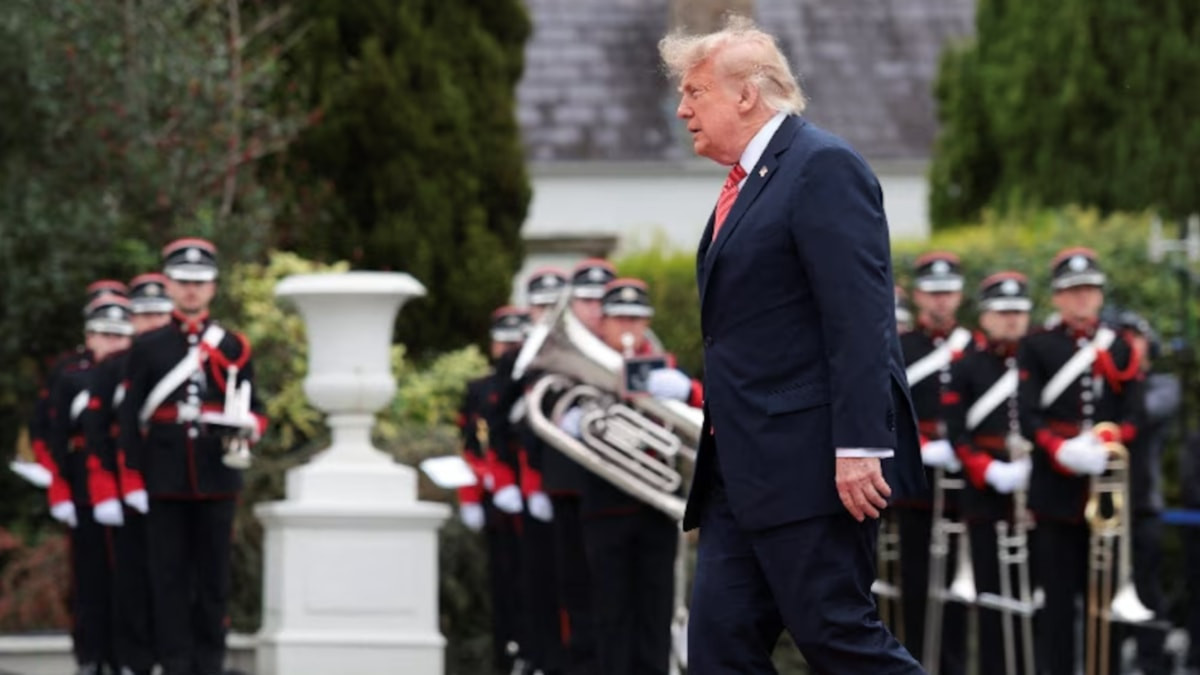 Trump 7 yıl sonra İrlanda'da: Golf oynayacak