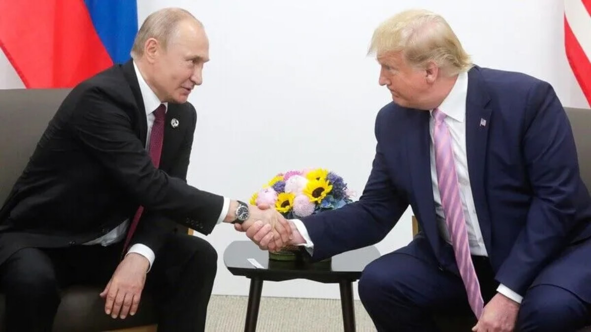 ABD'li senatörlerden Trump'a Rusya daveti