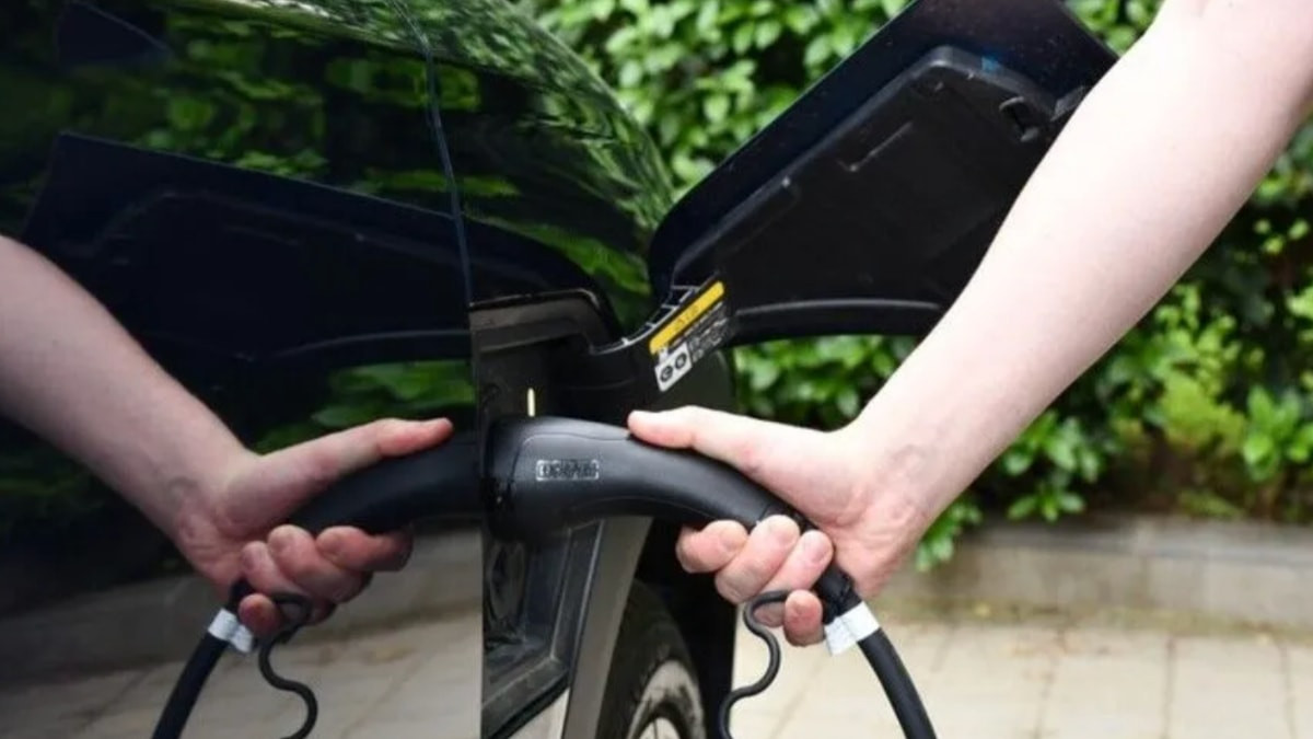 Elektrikli araçlara eylülde 3,1 milyon şarj süreci yapıldı